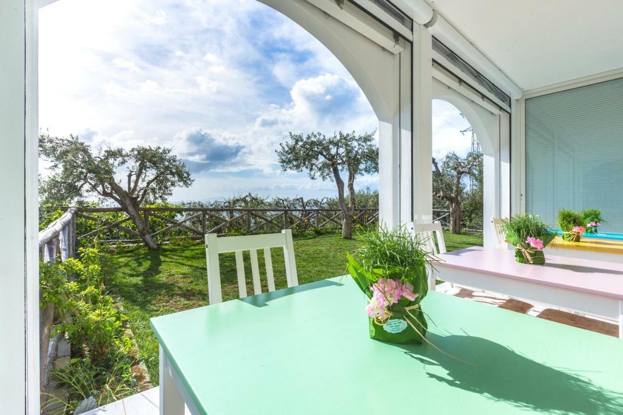 マッサ・ルブレンセ Casa Clementina Marciano Bed & Breakfast エクステリア 写真